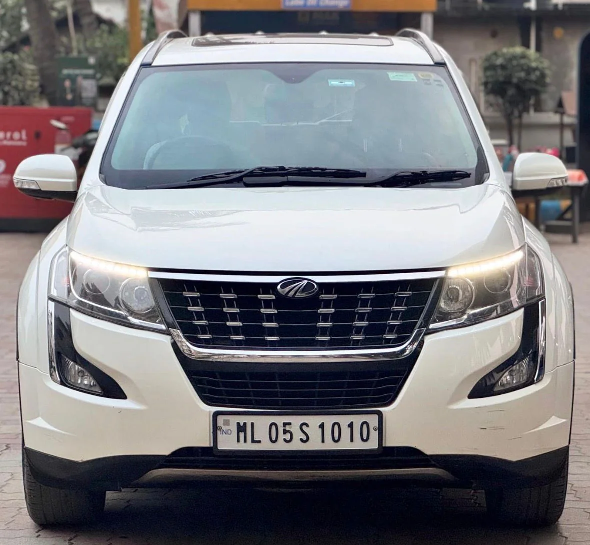 Mahindra XUV500